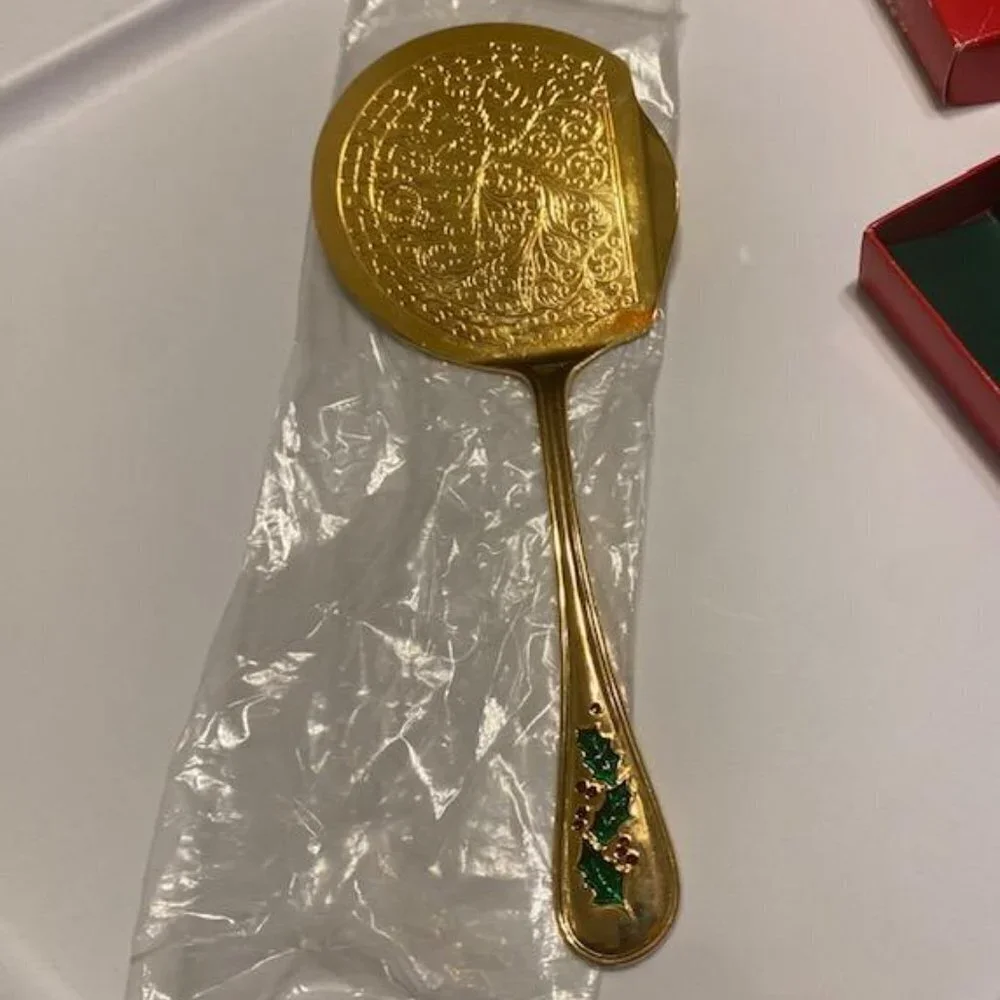 Retroneu Cranberry Server Cloissone 24K Gold Electroplate Made in Japan Boxed